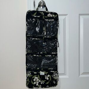 Vera Bradley Large Black Floral Travel Bag Organizer (EUC)